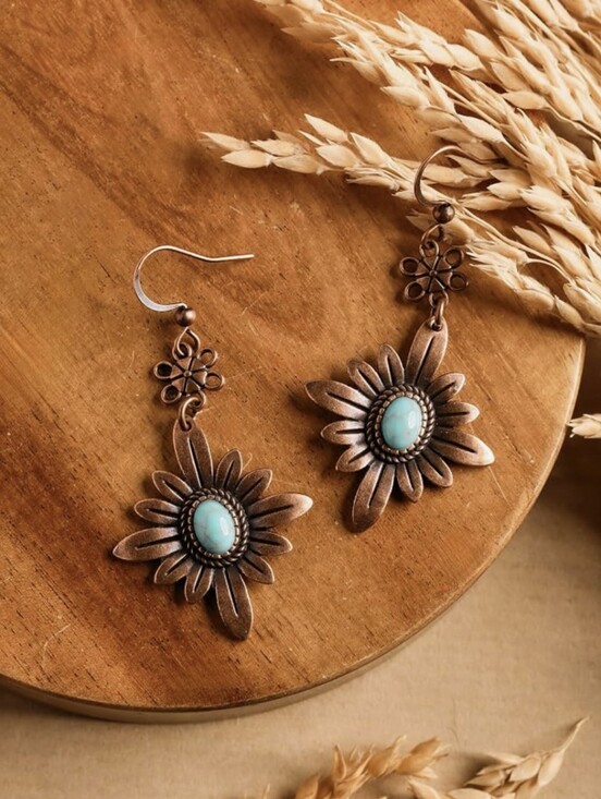 Jewelry - Antuque Copper And Turquoise Flower Earrings
